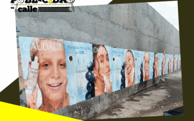 ¿Qué es la técnica del Fly Posting en la publicidad urbana?